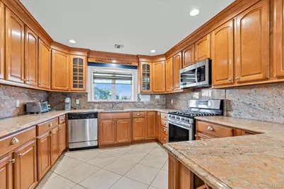 775 W Park Avenue #8, Long Beach, NY 11561 - Photo 11