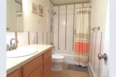 348 Central Park Avenue #C5, Scarsdale, NY 10583 - Photo 11