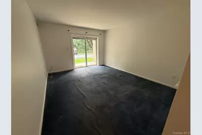 26 Cooper Road #810, Poughkeepsie, NY 12603 - Photo 11