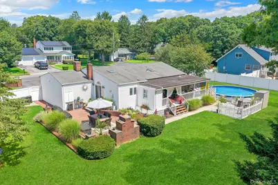 408 Oceanside Street, Islip Terrace, NY 11752 - Photo 43