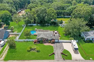 408 Oceanside St, Islip Terrace, NY 11752 - Photo 41