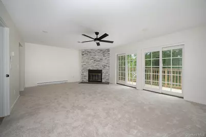 1905 Chelsea Cove S, Hopewell Junction, NY 12533 - Photo 15
