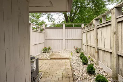1905 Chelsea Cove S, Hopewell Junction, NY 12533 - Photo 25