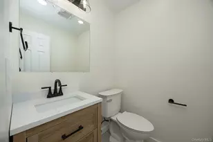 1905 Chelsea Cove S, Hopewell Junction, NY 12533 - Photo 11