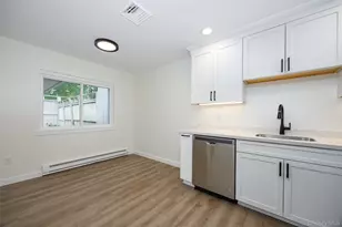 1905 Chelsea Cove S, Hopewell Junction, NY 12533 - Photo 5