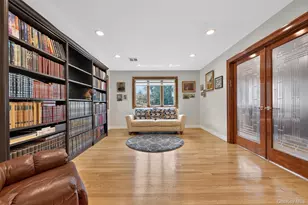 10 Sam Law Dr, Monsey, NY 10952 - Photo 7
