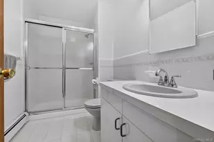 10 Sam Law Dr, Monsey, NY 10952 - Photo 27