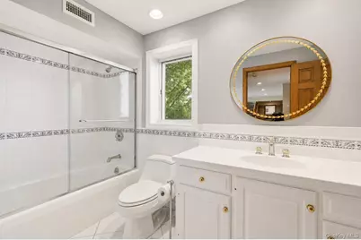 9 Kanes Lane, Huntington, NY 11743 - Photo 19
