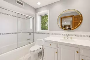 9 Kanes Ln, Huntington, NY 11743 - Photo 19
