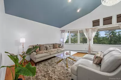 412 Laroe Road, Chester, NY 10918 - Photo 5