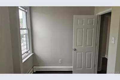 52 Chestnut Street #2, Yonkers, NY 10701 - Photo 9