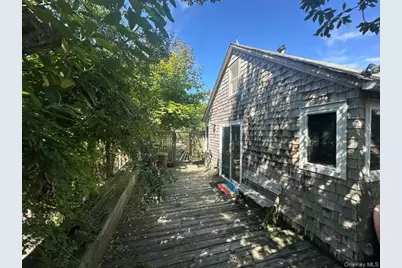 86 Gerard Walk, Cherry Grove, NY 11782 - Photo 3
