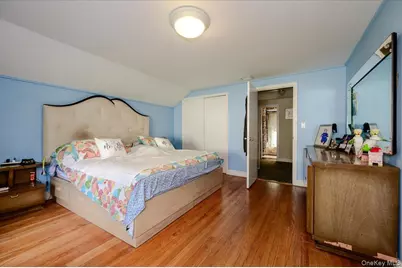 928 Northfield Road, Woodmere, NY 11598 - Photo 15