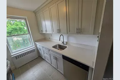 160 Centre #3l, New Rochelle, NY 10801 - Photo 5