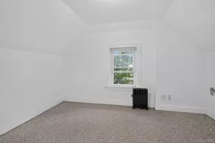 246-40 Alameda Ave, Little Neck, NY 11362 - Photo 15