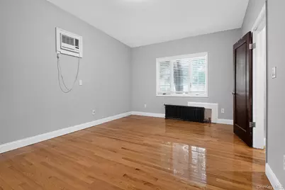 24640 Alameda Avenue, Little Neck, NY 11362 - Photo 21
