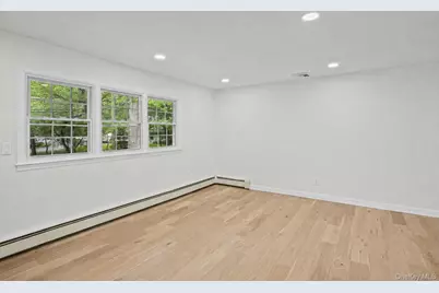1 Gables Boulevard, East Setauket, NY 11733 - Photo 5
