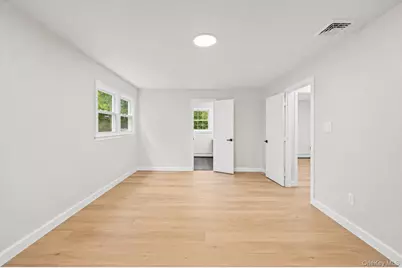 1 Gables Boulevard, East Setauket, NY 11733 - Photo 15