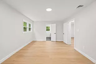 1 Gables Blvd, East Setauket, NY 11733 - Photo 15