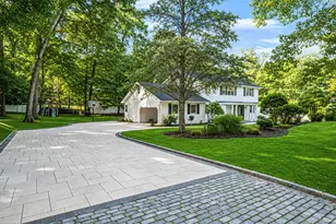 20 Arbor Ln, Dix Hills, NY 11746 - Photo 3
