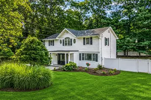 20 Arbor Ln, Dix Hills, NY 11746 - Photo 45