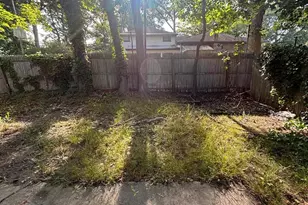141 Huguenot Dr, Mastic Beach, NY 11951 - Photo 15