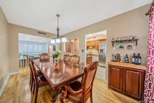 51-20 69th Pl, Woodside, NY 11377 - Photo 11