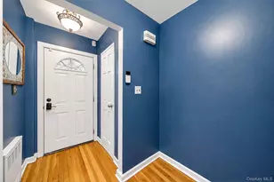 51-20 69th Pl, Woodside, NY 11377 - Photo 7