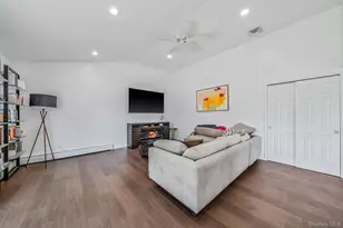 60 Thomas St, Coram, NY 11727 - Photo 15