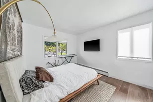 60 Thomas St, Coram, NY 11727 - Photo 23