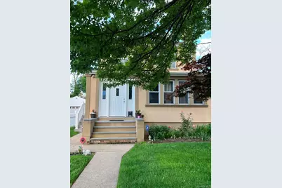 [Address not provided], Valley Stream, NY 11580 - Photo 3
