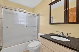 68-61 Cloverdale Blvd, Bayside, NY 11364 - Photo 17