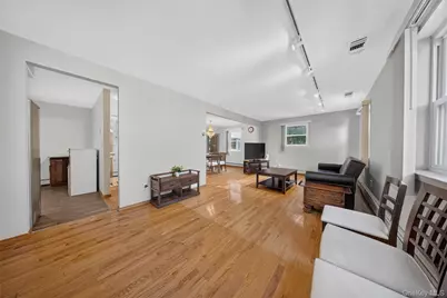 6861 Cloverdale Boulevard #108, Bayside, NY 11364 - Photo 3