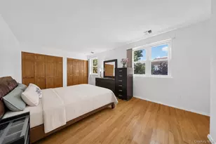 68-61 Cloverdale Blvd, Bayside, NY 11364 - Photo 11