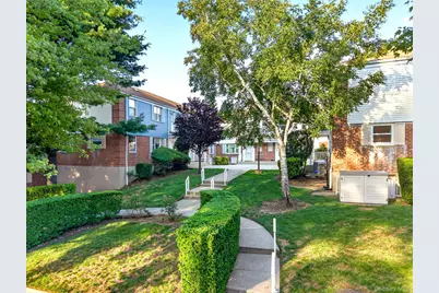 6861 Cloverdale Boulevard #108, Bayside, NY 11364 - Photo 21