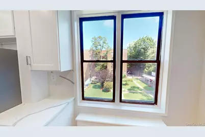 650 Warburton Avenue #5D, Yonkers, NY 10701 - Photo 3