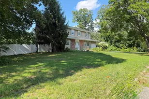 7 Estates Dr, Port Jefferson Station, NY 11776 - Photo 3