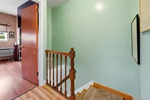 4230 E Tremont Ave, Bronx, NY 10465 - Photo 19