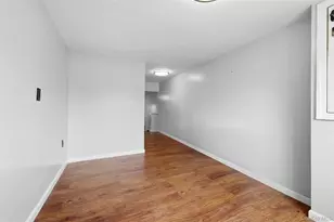 4230 E Tremont Ave, Bronx, NY 10465 - Photo 21