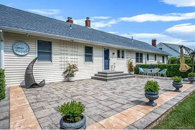 47 Whitebrook Drive, Riverhead, NY 11901 - Photo 15