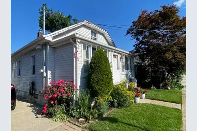 211 Madison Avenue, Franklin Square, NY 11010 - Photo 13