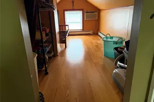 211 Madison Ave, Franklin Square, NY 11010 - Photo 7