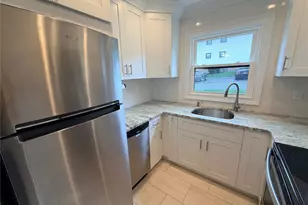 20 Hastings Ct, Yorktown Heights, NY 10598 - Photo 13