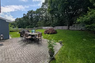 146 Rosemont Ave, Farmingville, NY 11738 - Photo 9