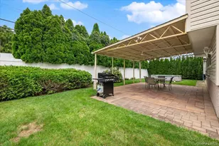 26 Margaret Rd, Massapequa, NY 11758 - Photo 23