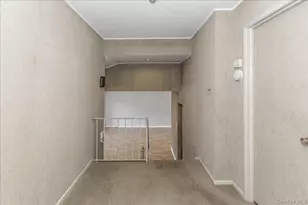 197 Stephen St, Levittown, NY 11756 - Photo 11