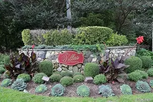 53 Villas Cir, Melville, NY 11747 - Photo 23