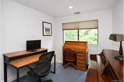 53 Villas Circle, Melville, NY 11747 - Photo 17