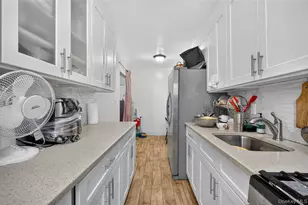 42-40 Bowne St, Flushing, NY 11355 - Photo 11
