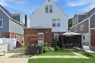 547 N 11th St, New Hyde Park, NY 11040 - Photo 31